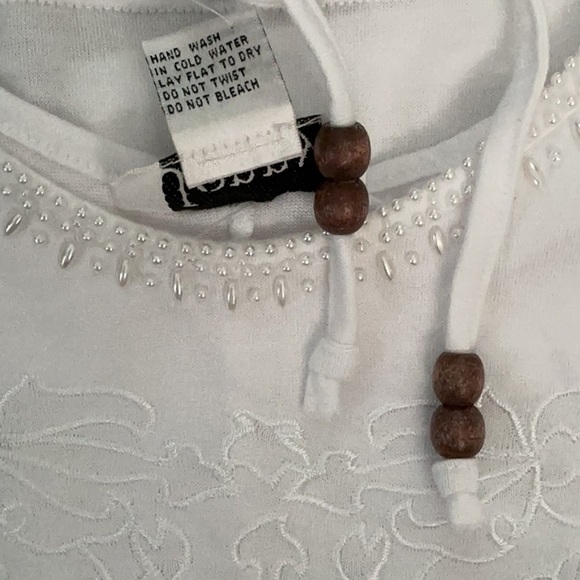 Jenny Cold Shoulder Top: - Picture 7 of 7